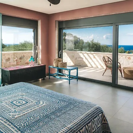 Tiare 2 By * Plános