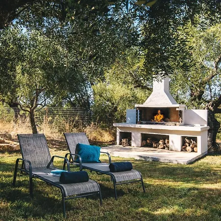 Villa Tiare 2 By *